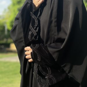 Ivy Velvet Abaya